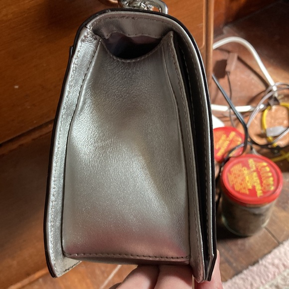 Rebecca Minkoff metallic chevron crossbody/shoulder bag - Picture 7 of 12